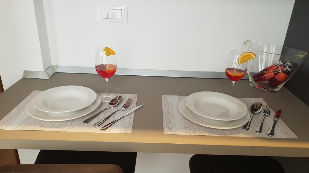 Snc1018 Modern Boutique Apartment เวนิส ภายนอก รูปภาพ