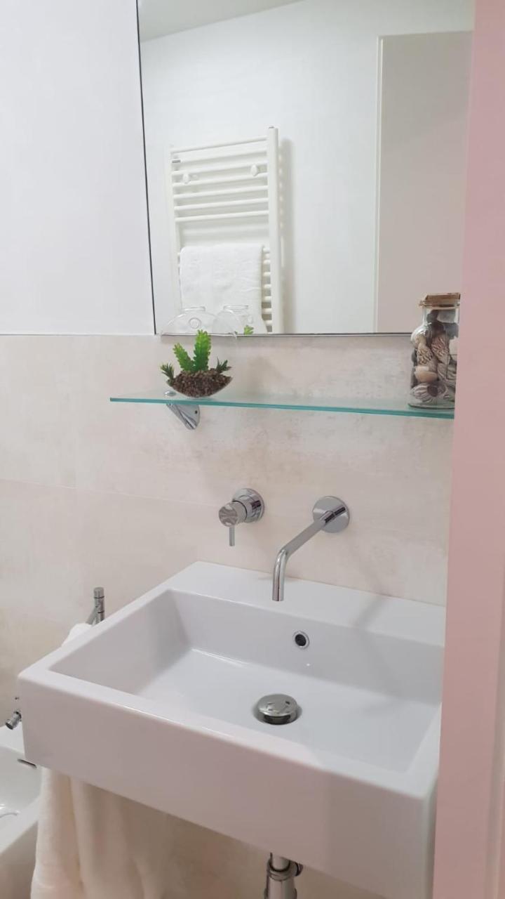 Snc1018 Modern Boutique Apartment เวนิส ภายนอก รูปภาพ